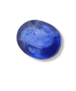 Blue Sapphire - 3.70 carat